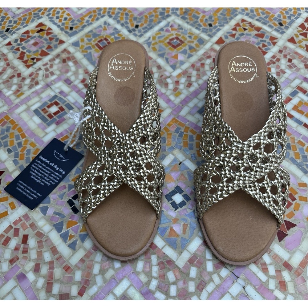 André Assous Bryana‎ Woven Wedge Sandals Gold Size 9.5 Women Featherweights